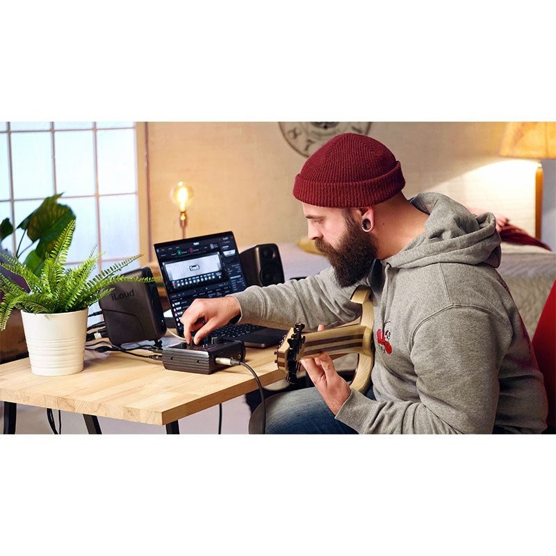 AXE_I_O_ONE_(IK_Multimedia)_10