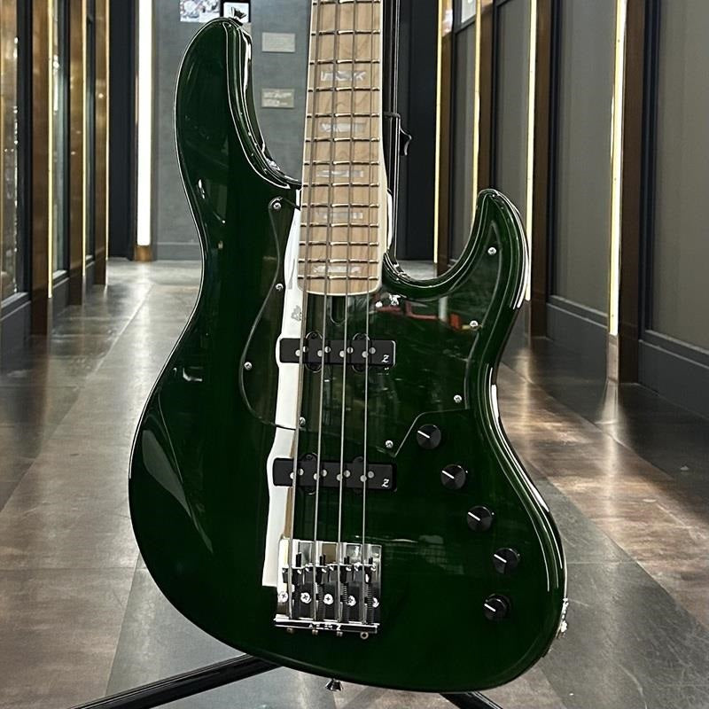 Beta4_Custom_(TP-GRN_M_MH_Chrome_Hardware)_01