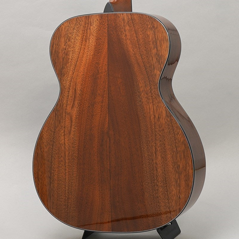 CTM_000-18_1937_Authentic_Burst___Polished_Head_-Factory_Tour_2024_Pre-Built_Custom-_Martin_02