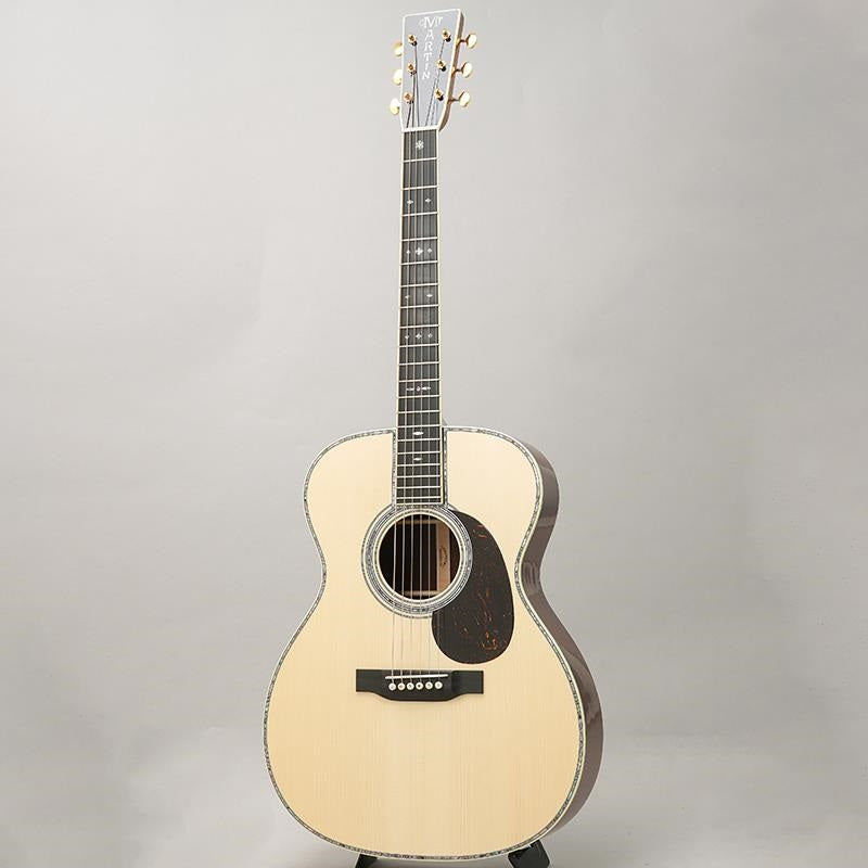 CTM_000-45_Premium_Adirondack_Spruce___Premium_Madagascar_Rosewood_-Factory_Wood_Selection_Custom_Model-_Martin_03