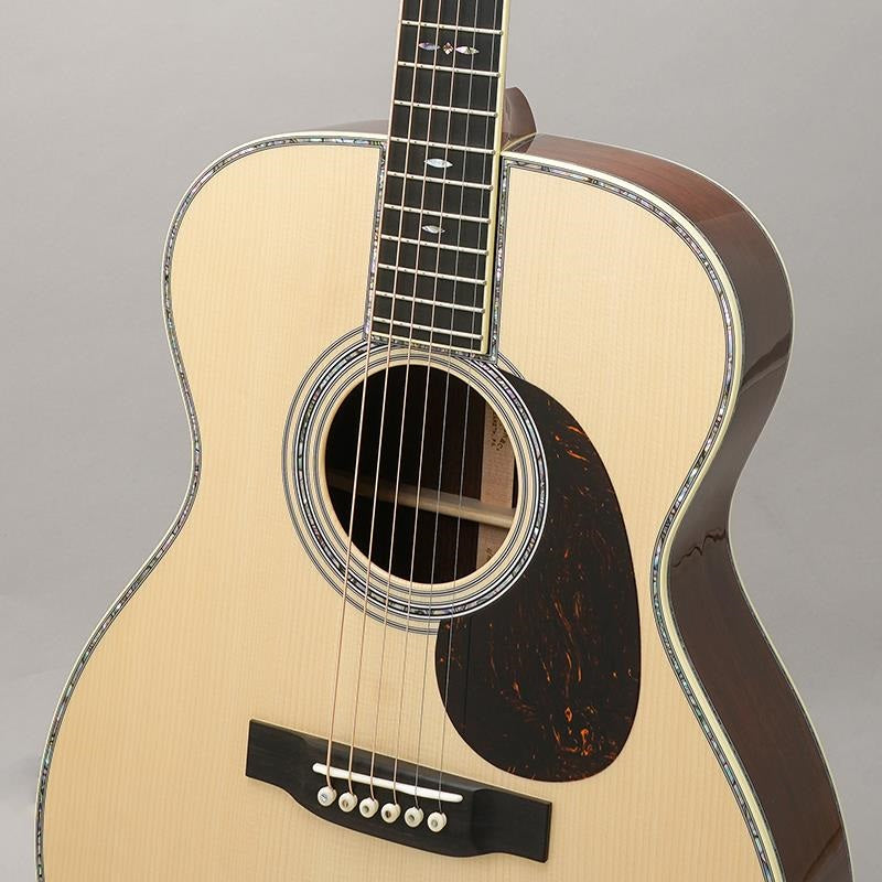 CTM_000-45_Premium_Adirondack_Spruce___Premium_Madagascar_Rosewood_-Factory_Wood_Selection_Custom_Model-_Martin_05