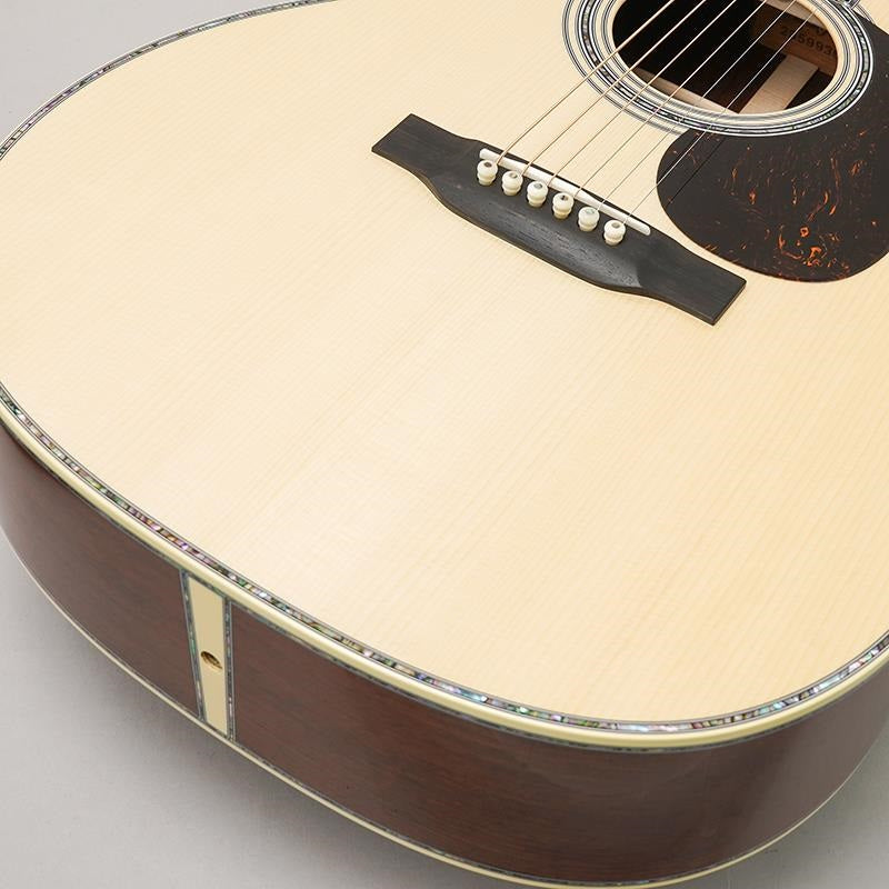 CTM_000-45_Premium_Adirondack_Spruce___Premium_Madagascar_Rosewood_-Factory_Wood_Selection_Custom_Model-_Martin_08