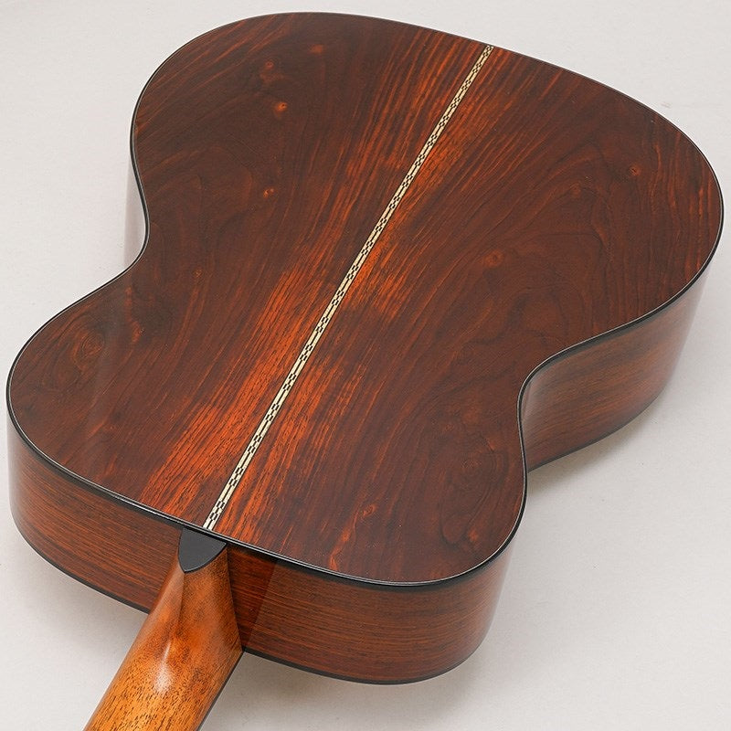 CTM_OM-28_PROMO_Italian_Alpine_Spruce___Cocobolo_#2837061_Martin_06