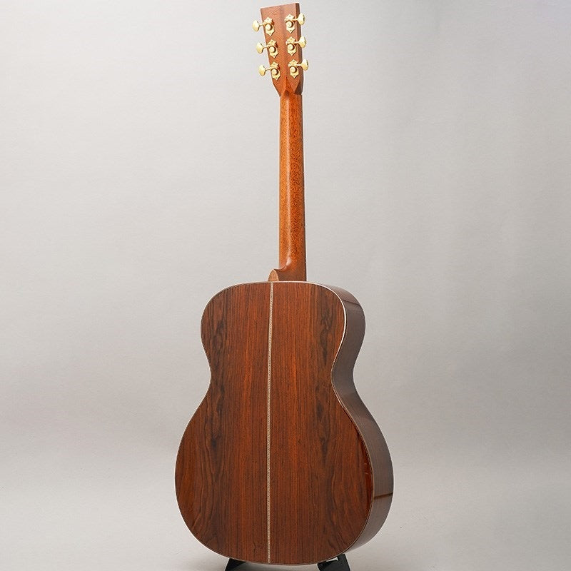 CTM_OM-41_SB_PROMO_Swiss_Spruce___Cocobolo_#2837062_Martin_04