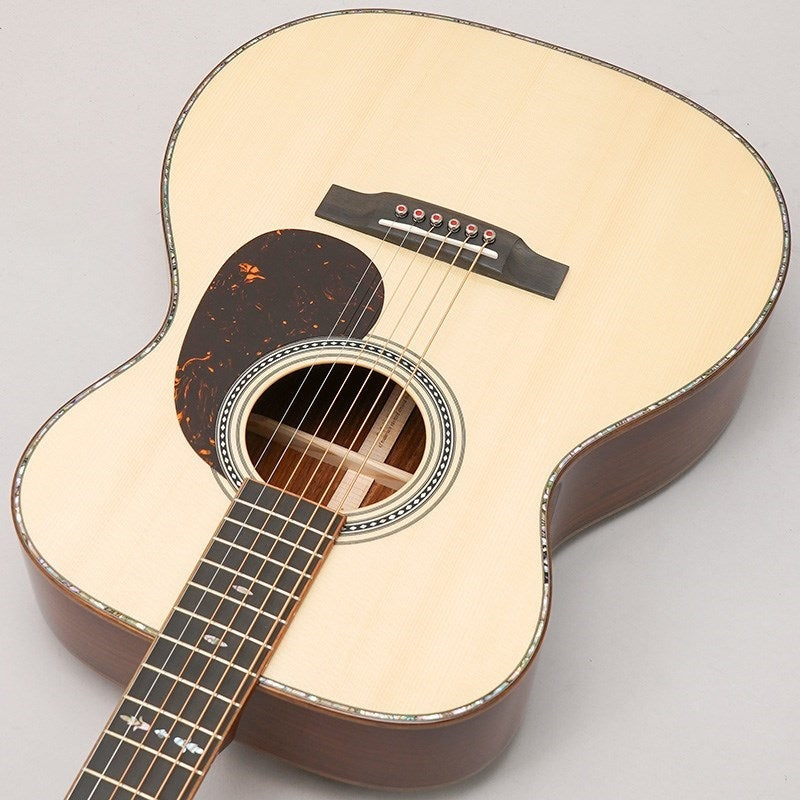 CTM_OM-41_SB_PROMO_Swiss_Spruce___Cocobolo_#2837062_Martin_05