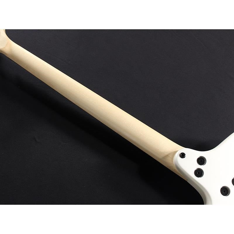 D-Roc_Standard_4strings_(Ducati_Matte_Pearl_White)_10