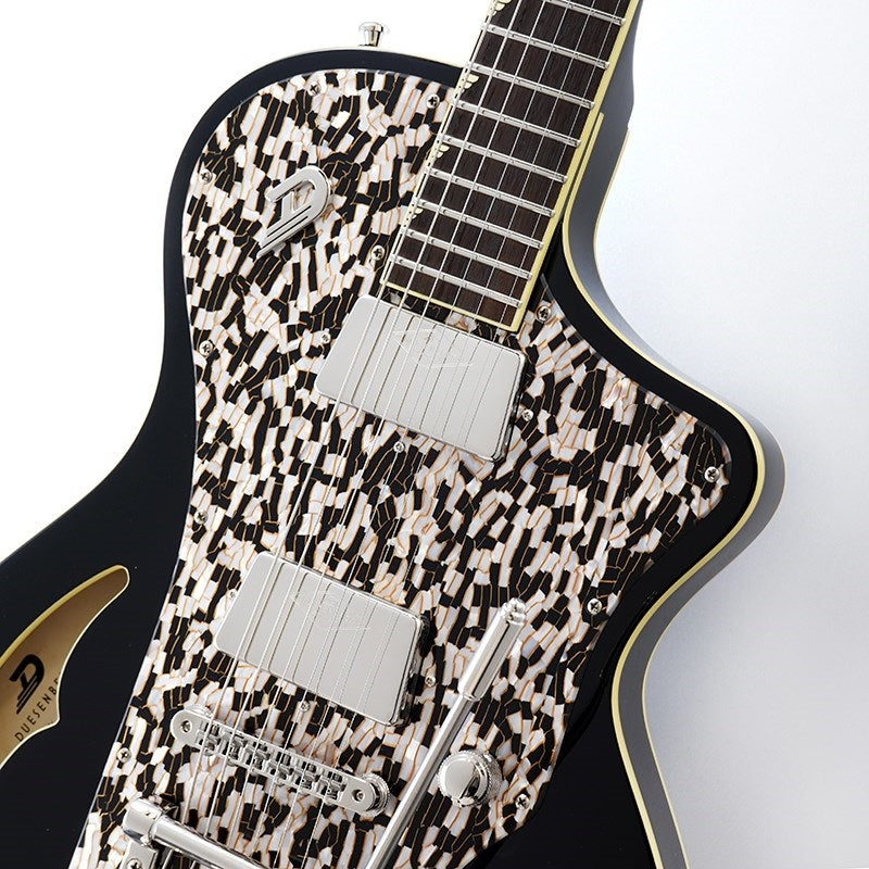 DJA-BK_JULIA_(Black_w_Crystaloid_pickguard)_04