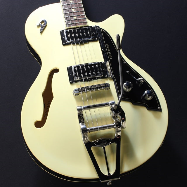 DTV-VW_Starplayer_TV_(Vintage_White)_01