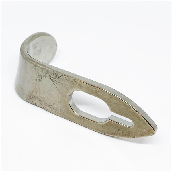 HDA_Saxophone_Metal_Thumb_Hook_HDA-1_(for_Jupiter_and_Yamaha)_02