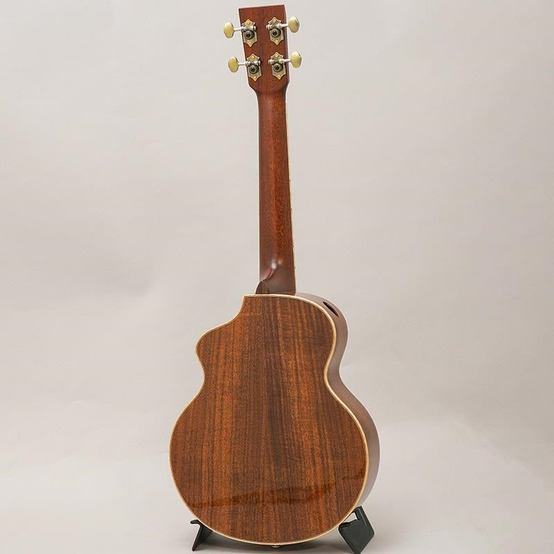 Le_Koa_S_w_EQ_El_Luciar_02