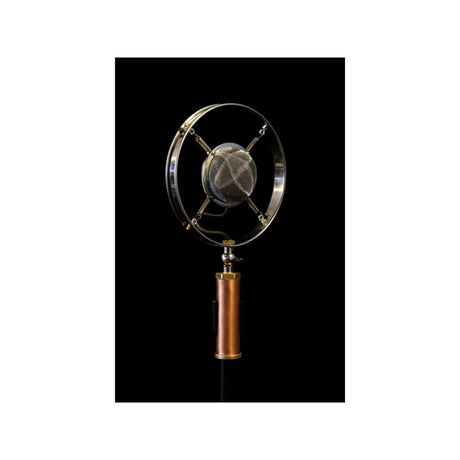 Louise_(Pre-order_item)_03