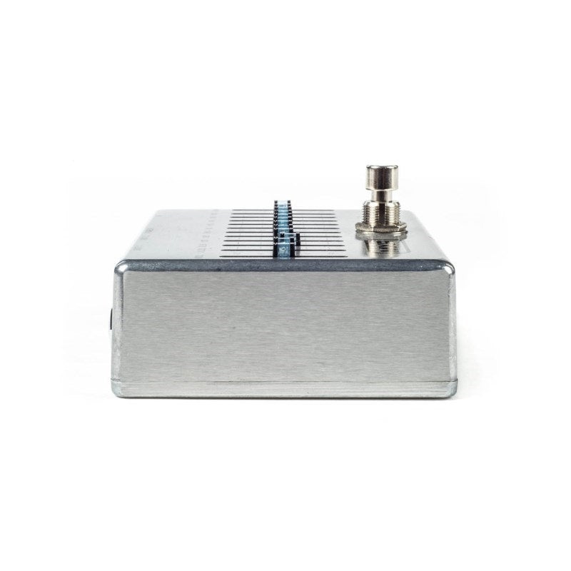 M108S_10_Band_Graphic_EQ_02