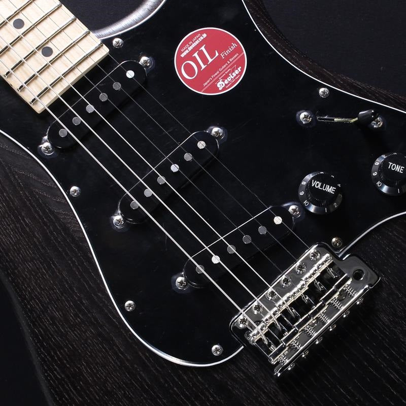 MC2-STD_M_(BLK_OIL)_#21066_04