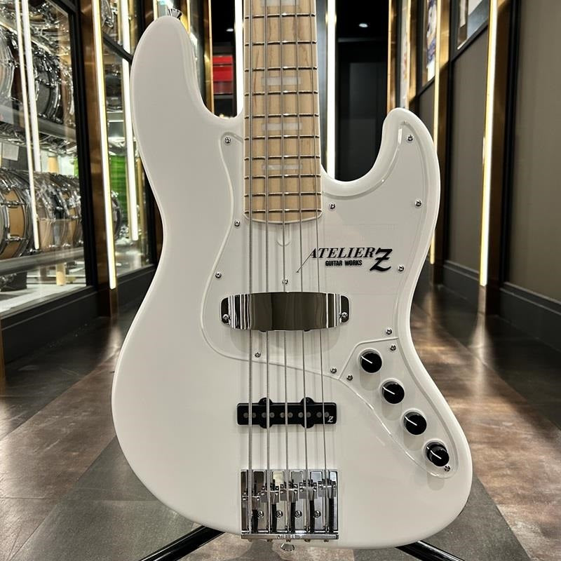 M#265_Custom_(MAT_WH_M_MH)_01