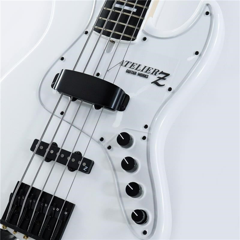 M#265_(WH_E_MH_w_Black_Hardware)_04