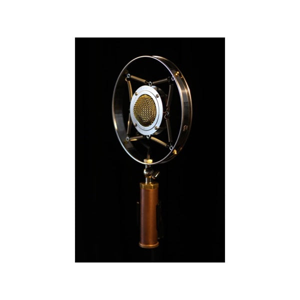 Myrtle_(ear_trumpet)_02