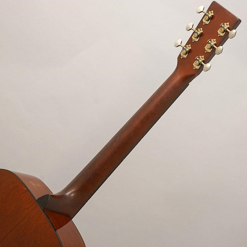 OM-18V_'07_Martin_Martin_10