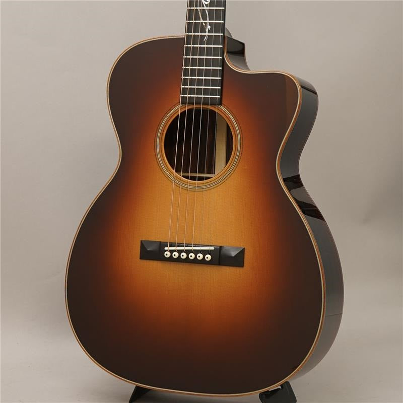 OMC_Soloist_SB_#10967_AT_Italian_Spruce_Cocobolo_01