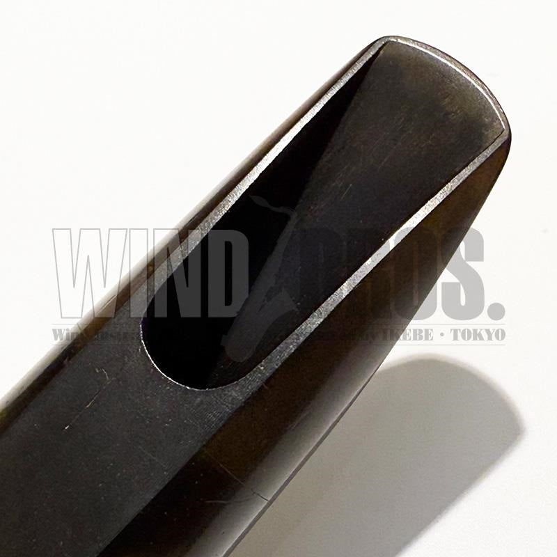 Selmer_USA_Hard_Rubber_M_Tenor_Saxophone_Mouthpiece_03