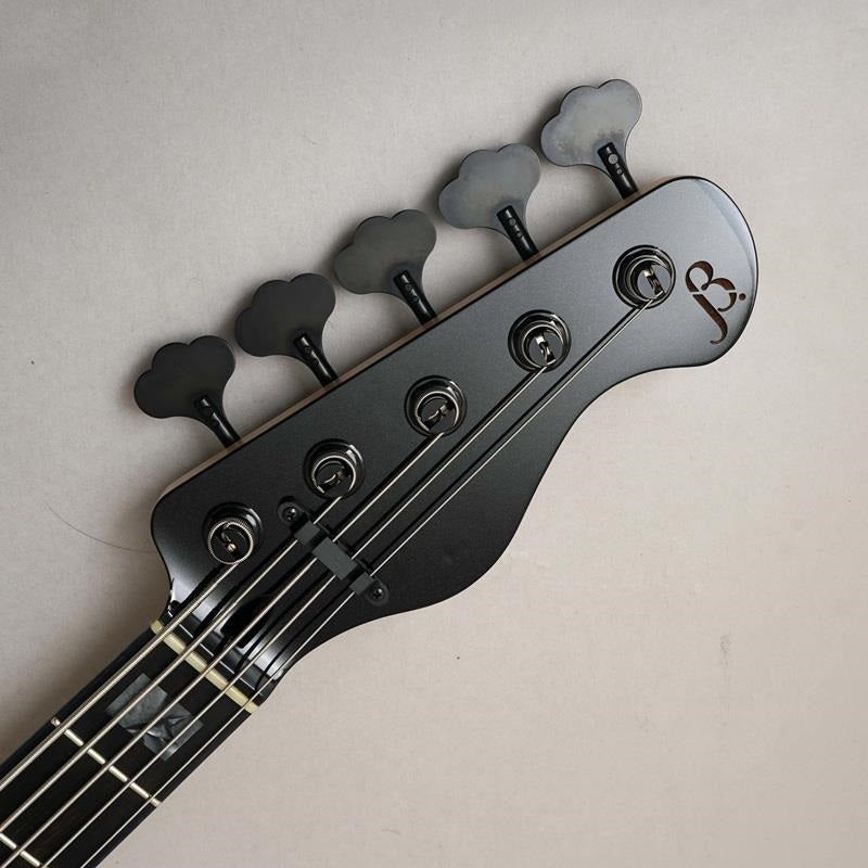 Standard_Series_Beta_J5_XL_(Black_Metallic_Block)_07