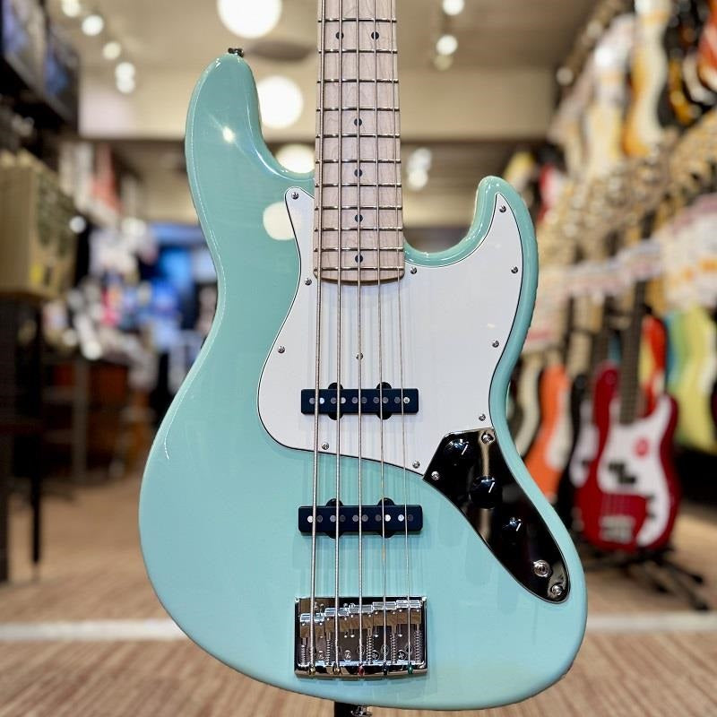 Standard_Series_Beta_J5_XL_(Surf_Green)_01