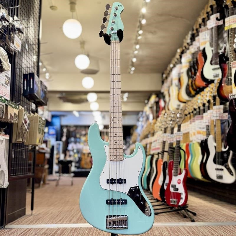 Standard_Series_Beta_J5_XL_(Surf_Green)_02