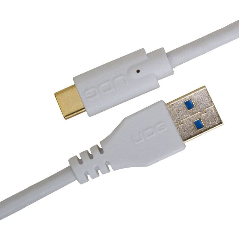 U98001WH_Ultimate_USB_Cable_3_0_CA_White_Straight_1_5m_02