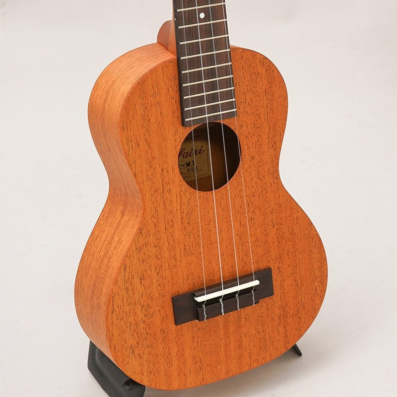 UC-M1_(Japanese-made_concert_ukulele)_by_K_Yairi_08