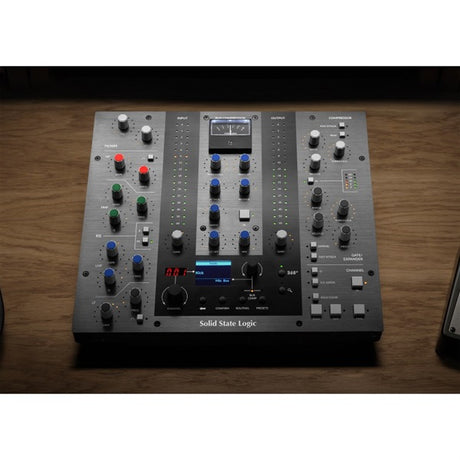 UC1_(SSL_native_plug-in_controller)_(Official_Japanese_Product)_06