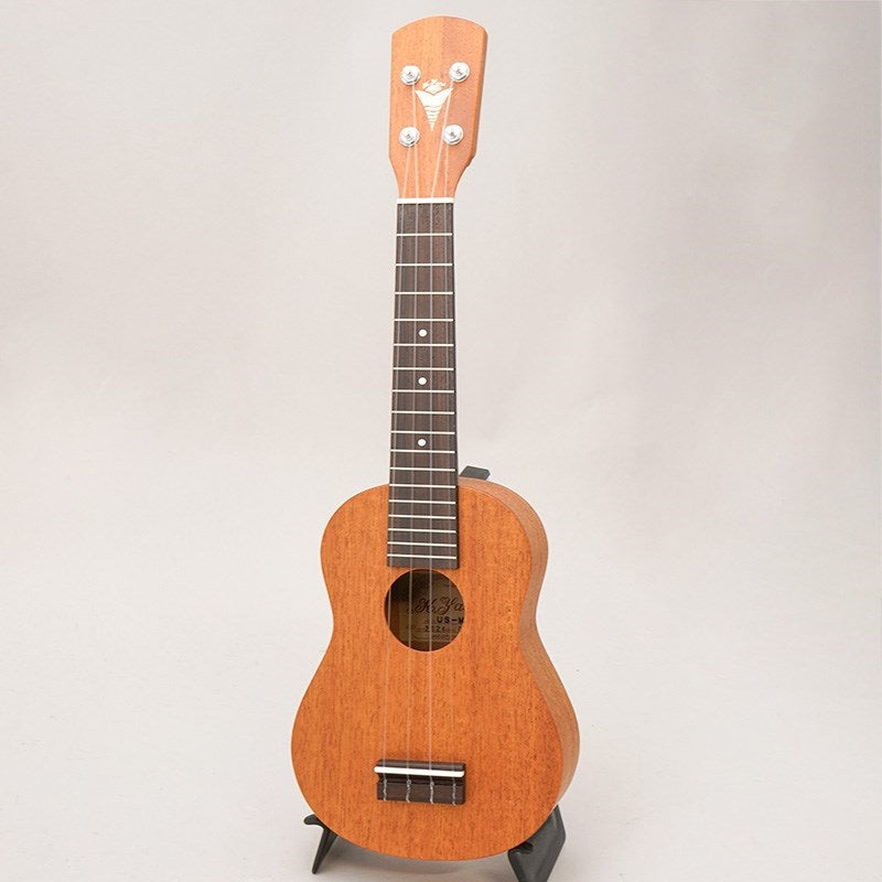 US-M1_(Japanese-made_soprano_ukulele)_by_K_Yairi_03
