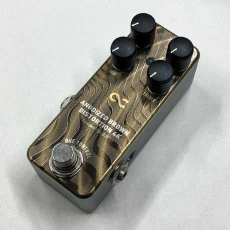 USED_ANODIZED_BROWN_DISTORTION_4K_01