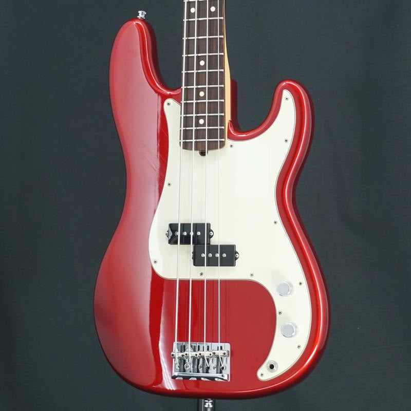 USED_American_Professional_Precision_Bass_(CAR)_01