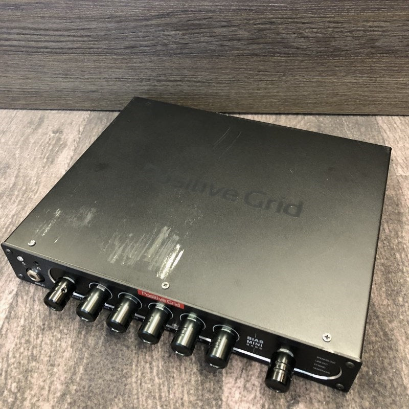 USED_BIAS_Mini_Bass_w_BIAS_Footswitch_02