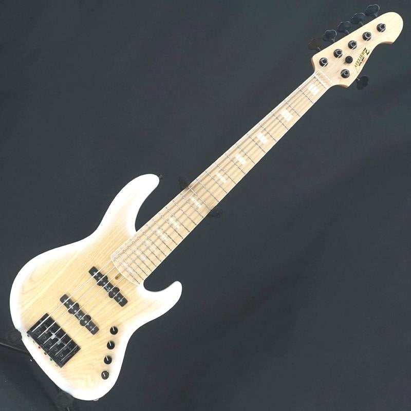 USED_Beta6_Custom_(TP-White_Burst)_03