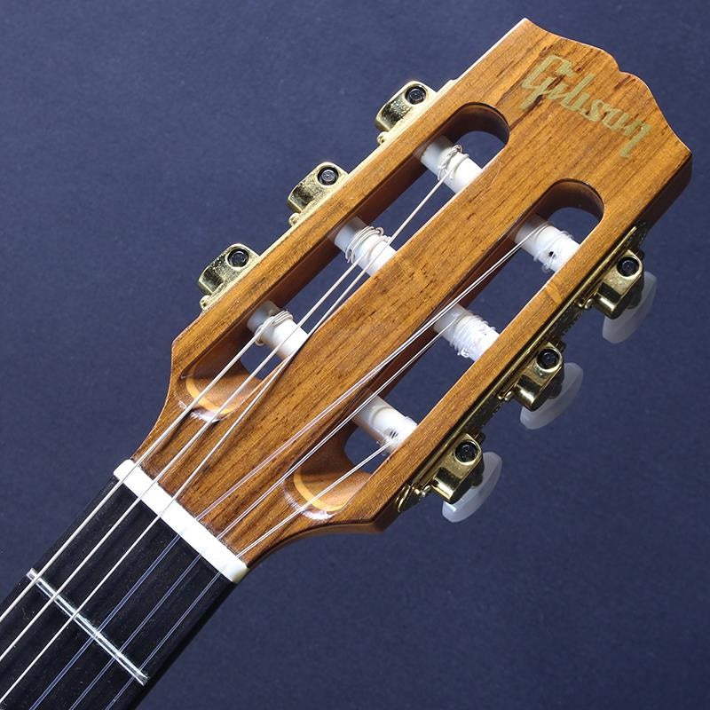 USED_Chet_Atkins_CE_(Natural)_05