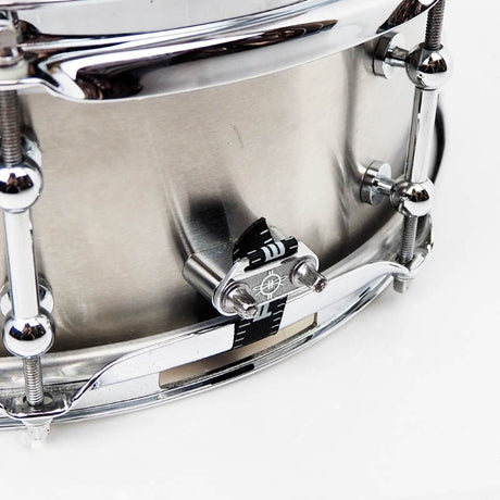 USED_Classic_Titanium_Snare_Drum_14x5_07