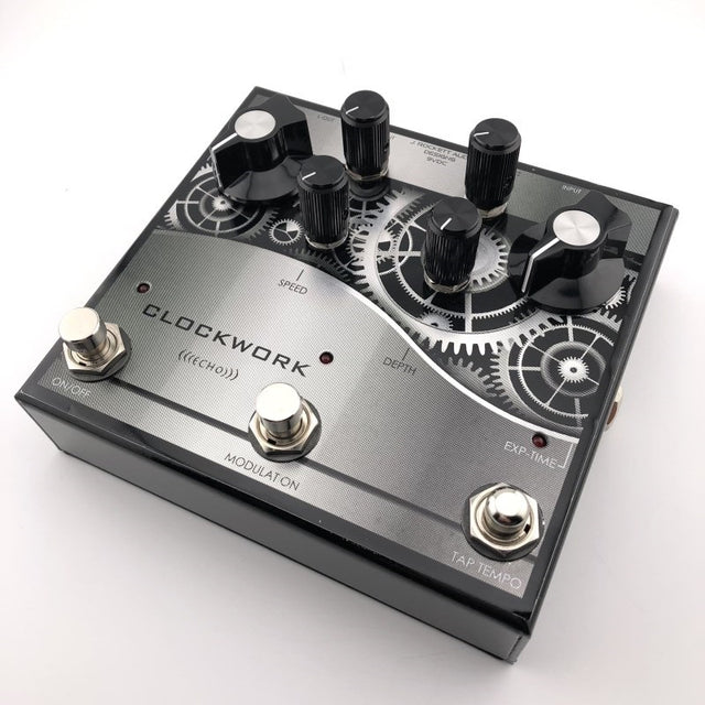 USED_Clockwork_Echo_01
