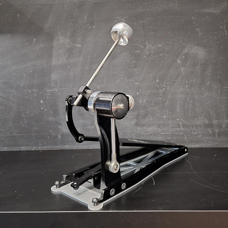 USED_Dominator_Single_Pedal_02