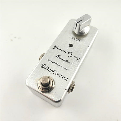 USED_Granith_Grey_Booster_01