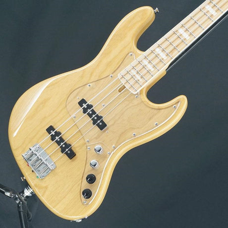 USED_M#245_Custom_(NAT)_01