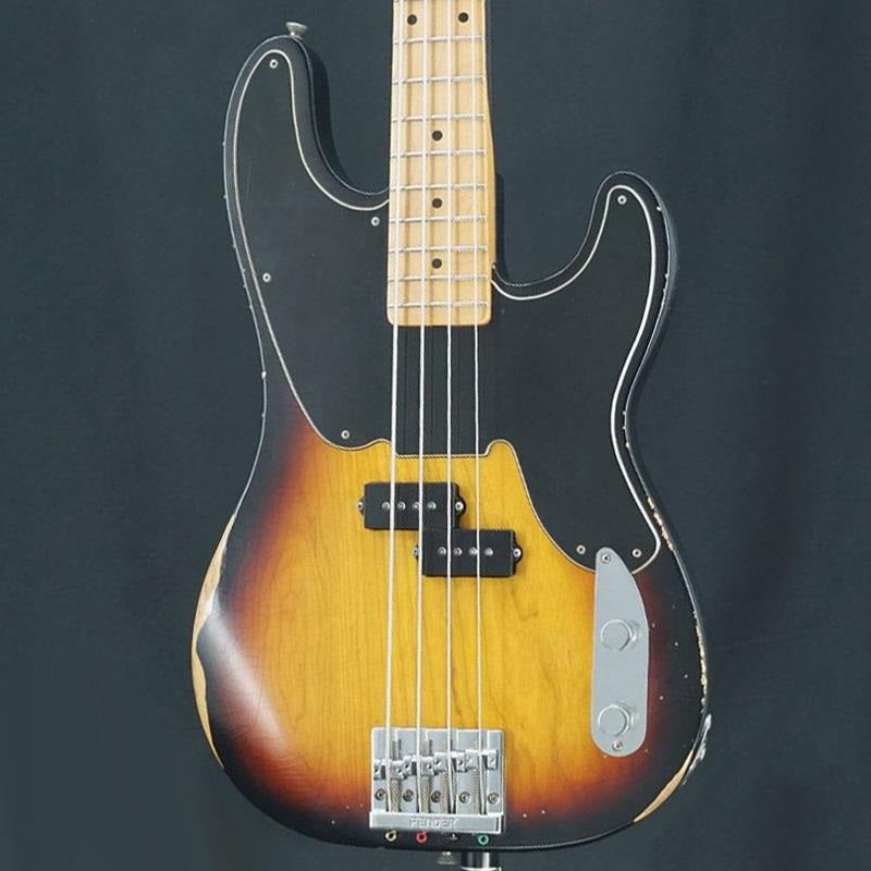 USED_Mike_Dirnt_Road_Worn_Precision_Bass_(3-Color_Sunburst_Maple)_01