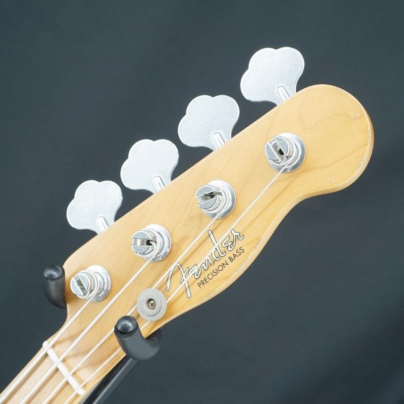 USED_Mike_Dirnt_Road_Worn_Precision_Bass_(3-Color_Sunburst_Maple)_07