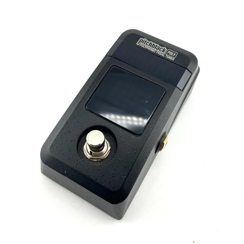 USED_Pitchblack_Poly_01