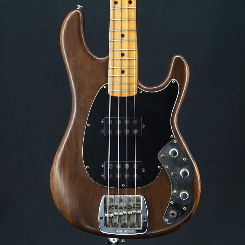 USED_Sabre_Bass_'79_01