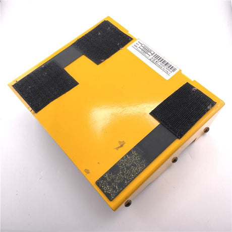 USED_Used_Distorsore_03