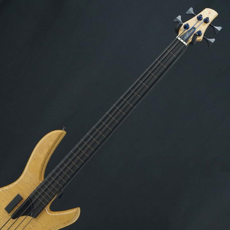 USED_Used_Saber_VL_05