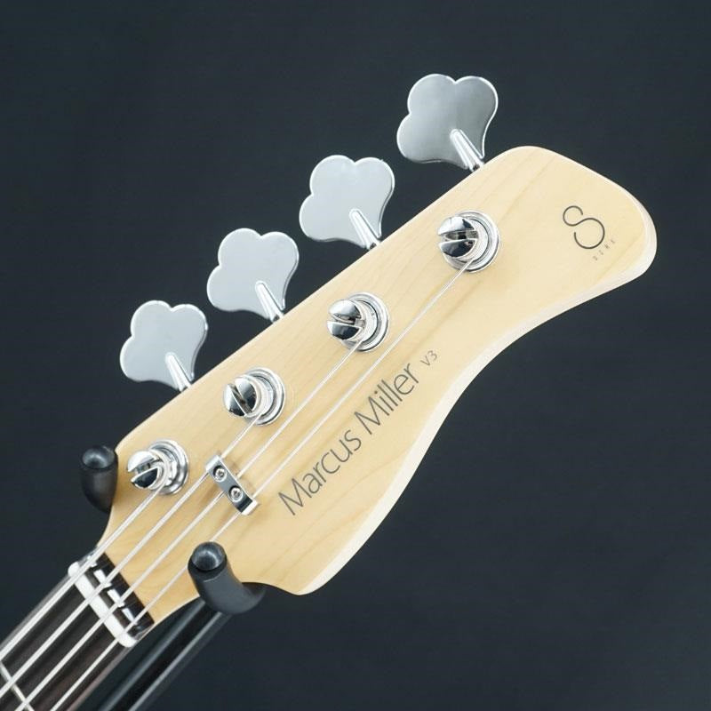 USED_V3_4st_2nd_Generation_(TS)_07