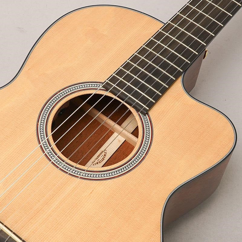 USED_000C12-16E_'24_Martin_07