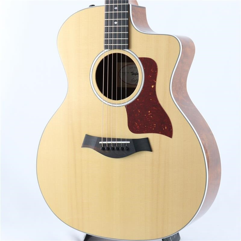 USED_214CE_QM_DLX_Taylor_01