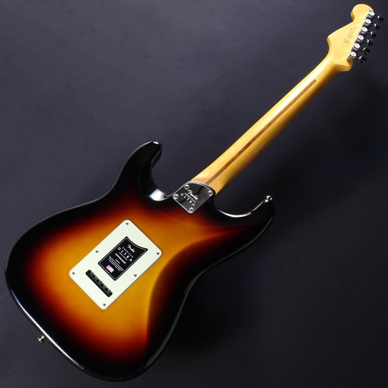 USED_American_Ultra_Stratocaster_(Ultraburst_Maple)_06